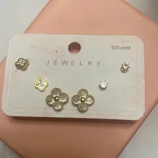 پک گوشواره ونکلیف وارداتی