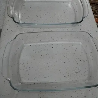 ظرف مرغ سالاد