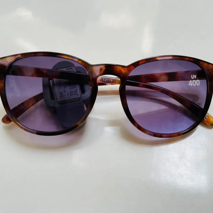 عینک افتابی uv400 برندiam