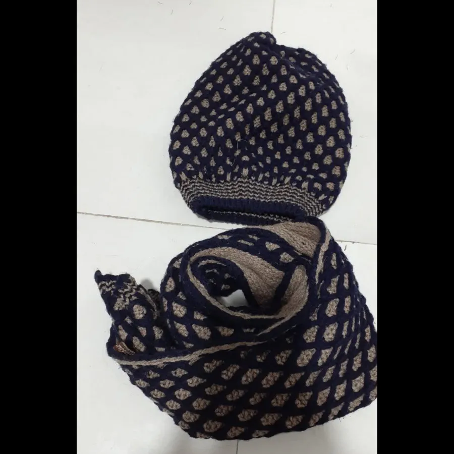 شال و‌کلاه بافت