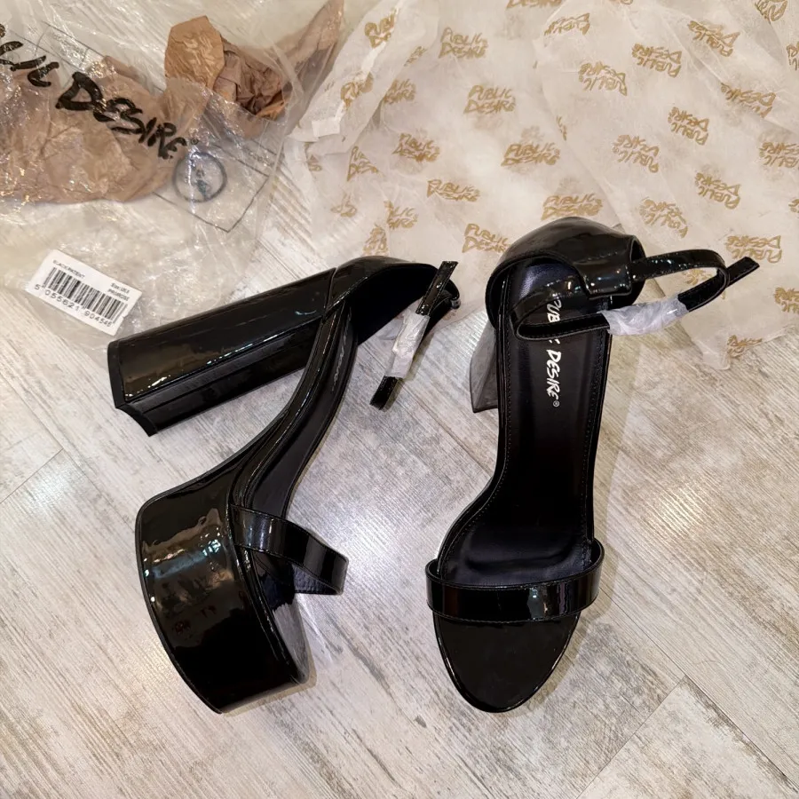 کفش مجلسی انگلیسی