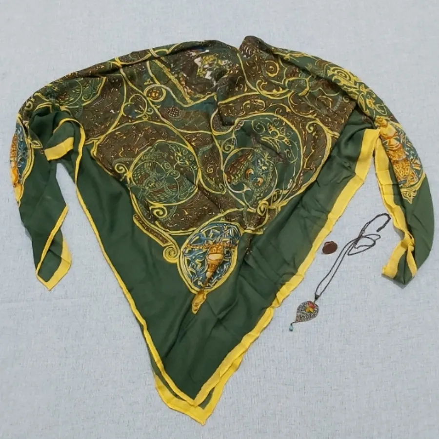 روسری نخی هرمس