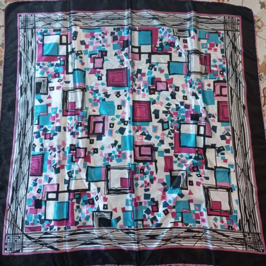 روسری ساتن