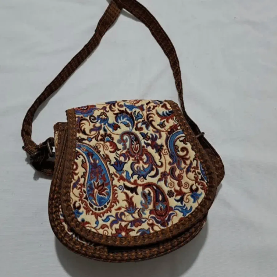 کیف دوشی سنتی