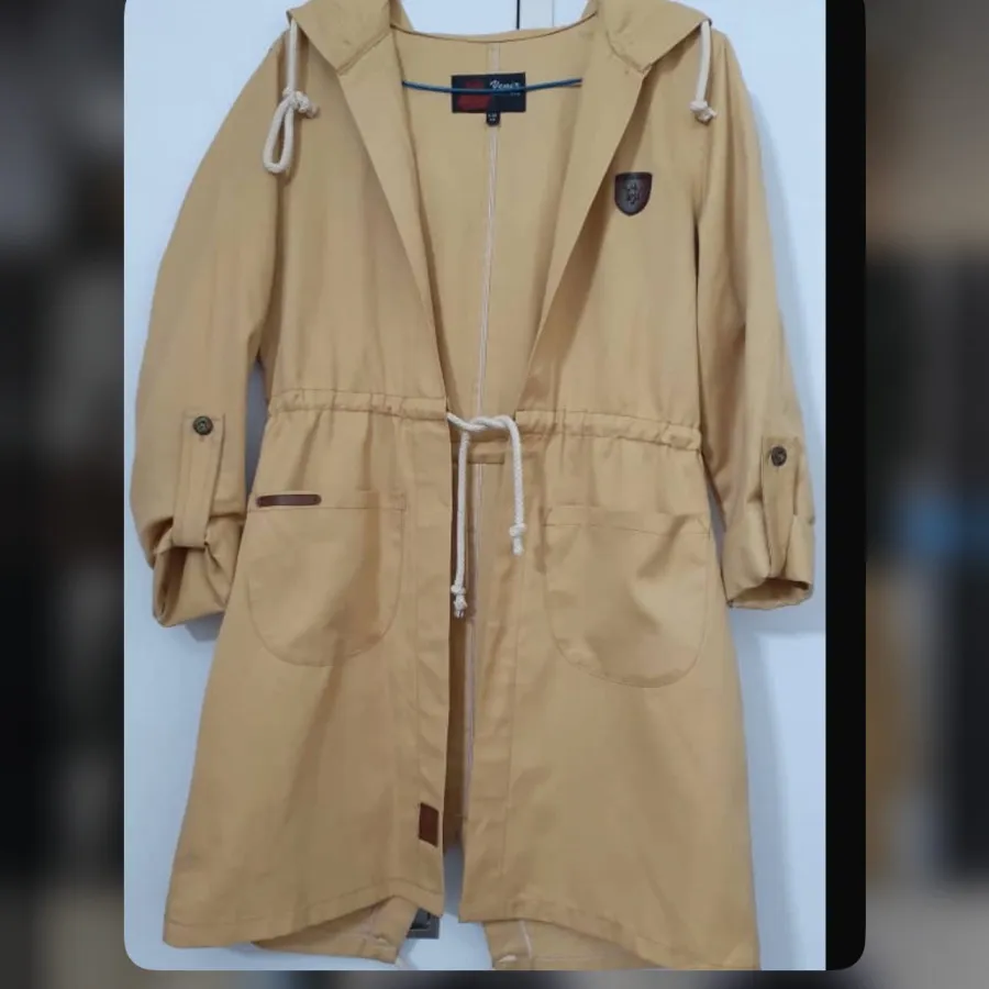 مانتو کلاهدارکتان