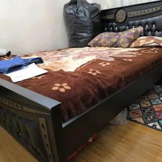 تخت دو نفره همراه با تشک