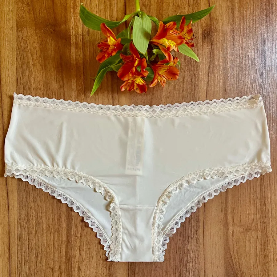 شورت کلاسیک وارداتی