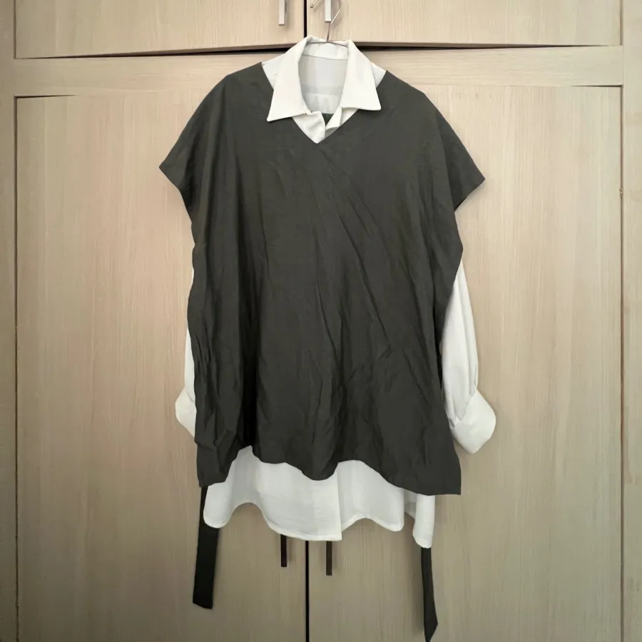 شومیز و وست