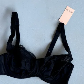 سوتین المانی