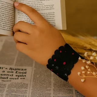 دستبند مشکی کشی