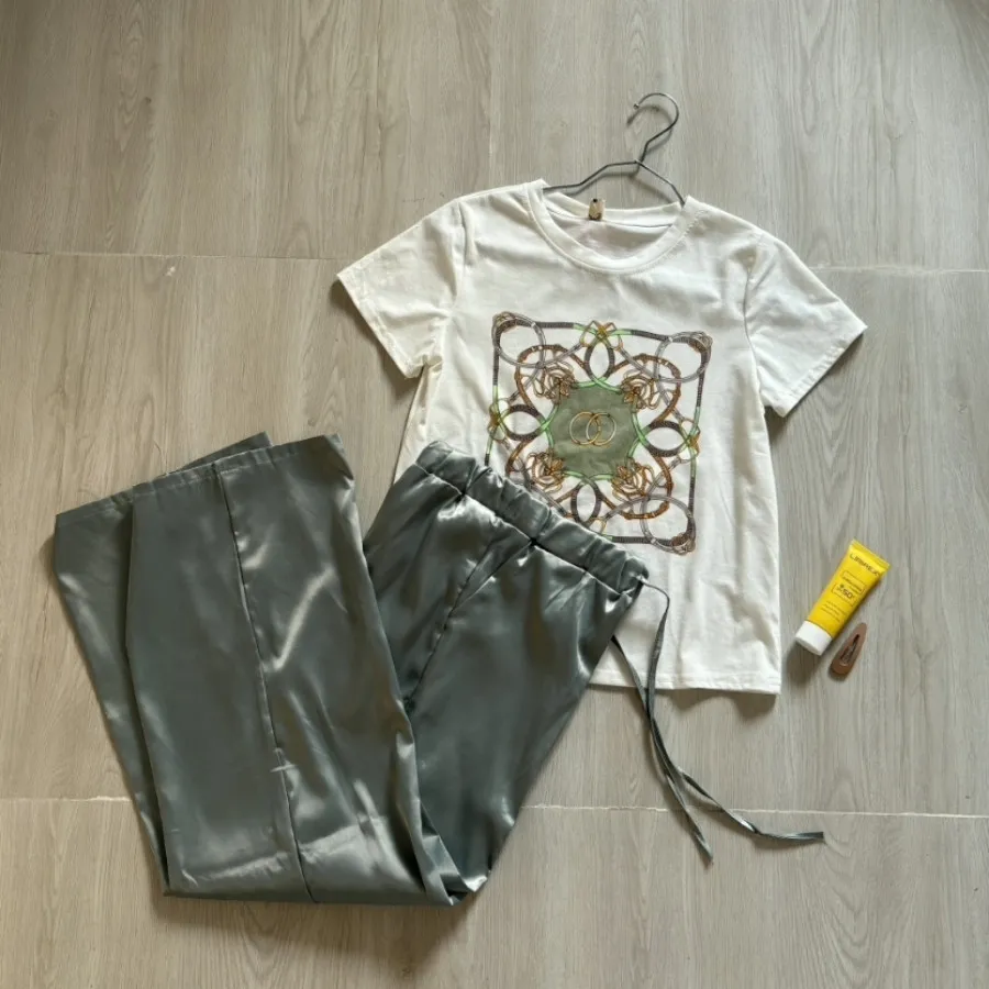 تیشرت شلوار