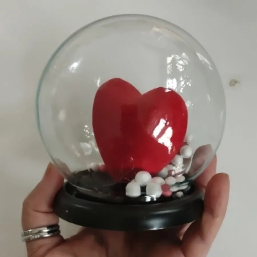 دکوری حباب عشق