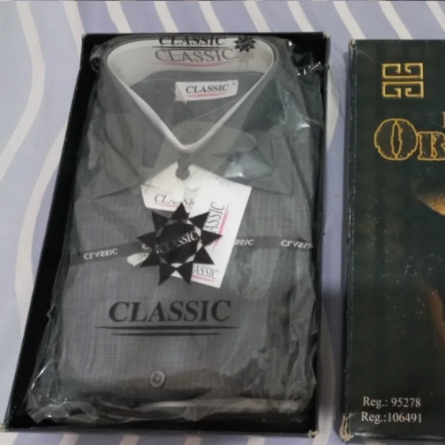 پیراهن مردانه