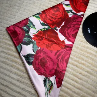 روسری قواره بسیار بزرگ