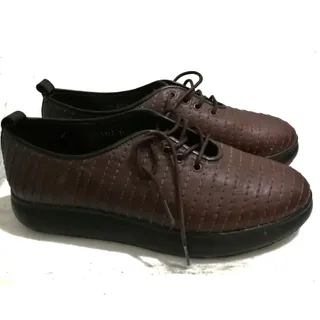 کفش چرم قهوه ای