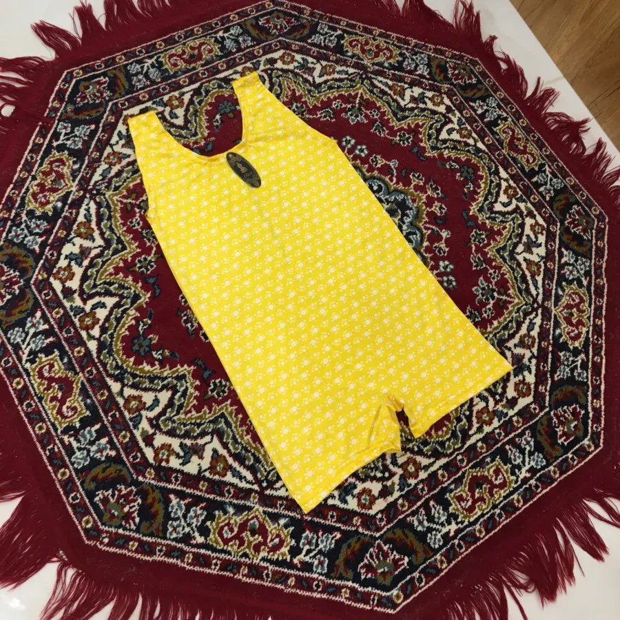 مایو شنا پادار زرد