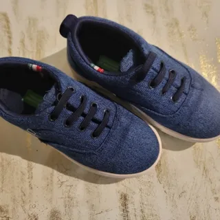 کفش پسرانه برند بنتون