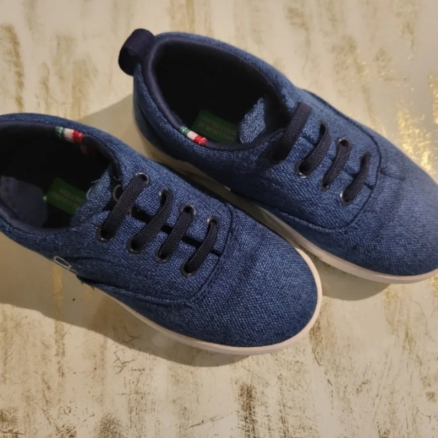 کفش پسرانه برند بنتون