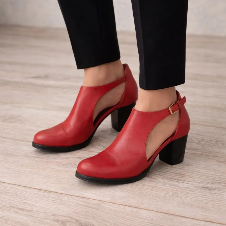 کفش چرم قرمز کیمیا