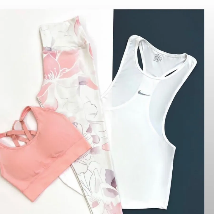 لگ ورزشی صورتی