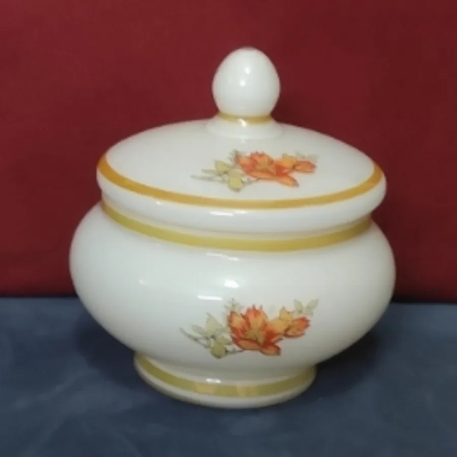 شکلات خوری قدیمی و آنتیک