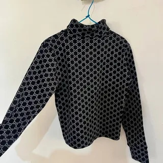 یقه اسکی گوچی