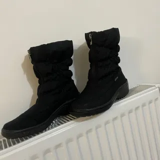 بوت خارجی بسیار گرم