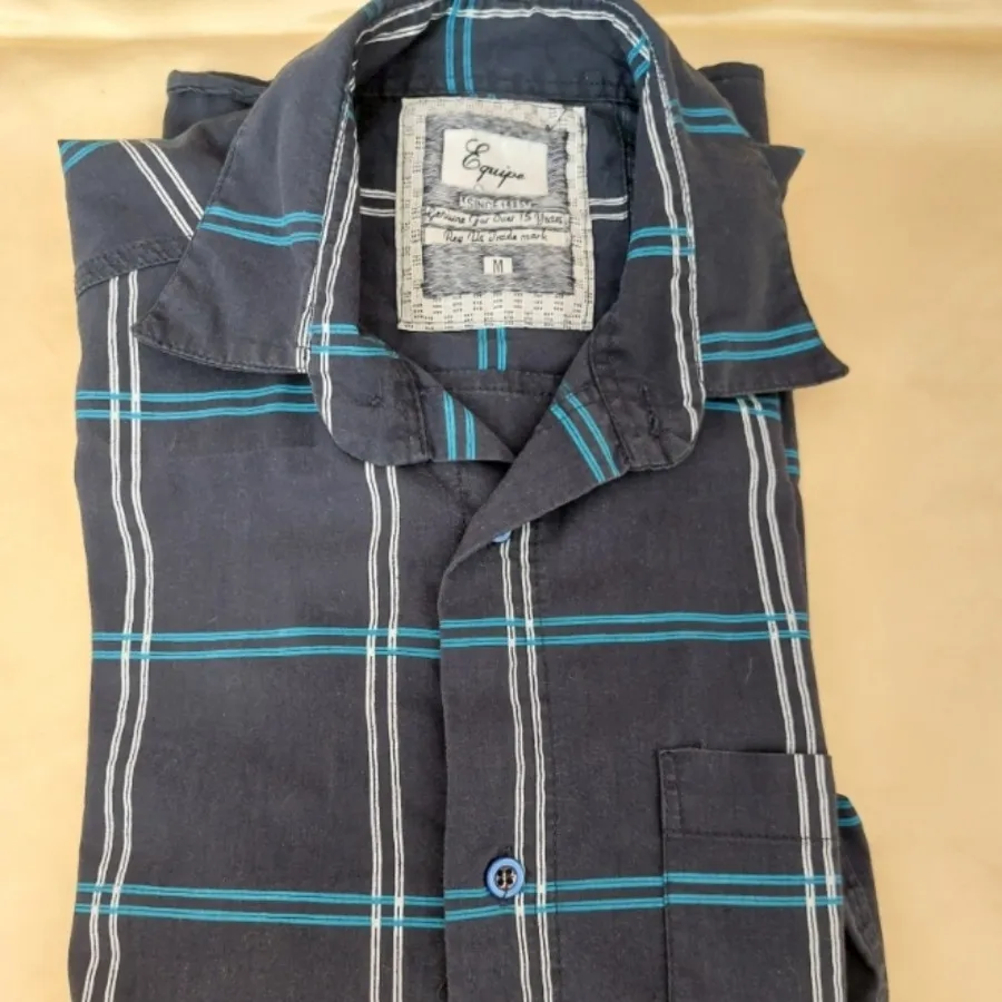 پیراهن مردانه