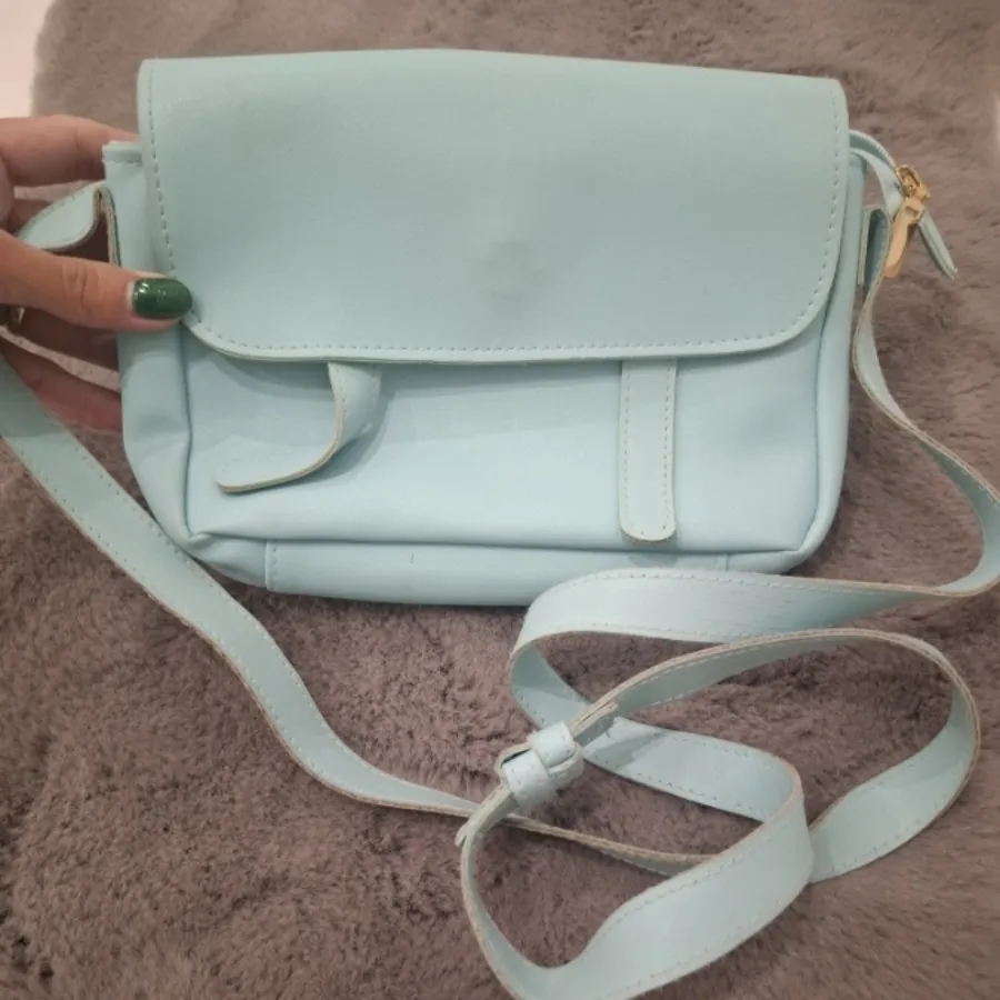 کیف کوچک آبی