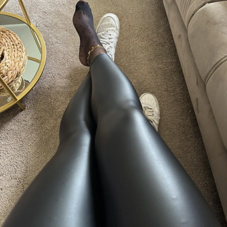 لگ چرمی و لگ ورنی