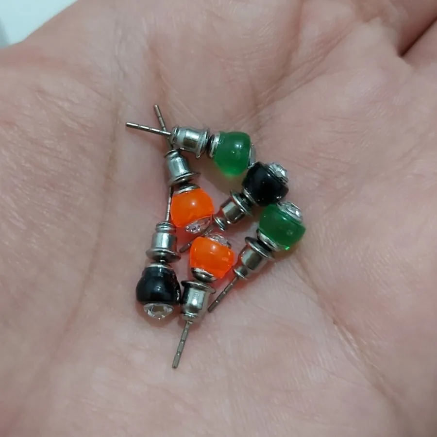 گوشواره نگینی