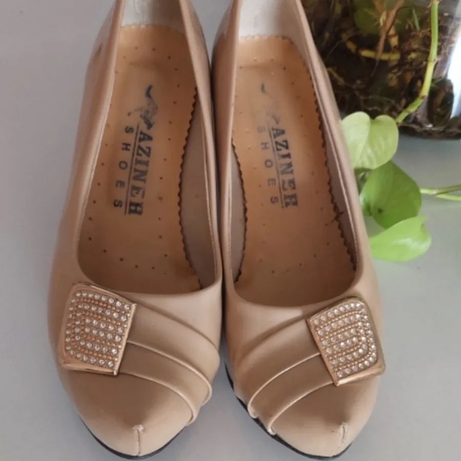 کفش کرم ورنی