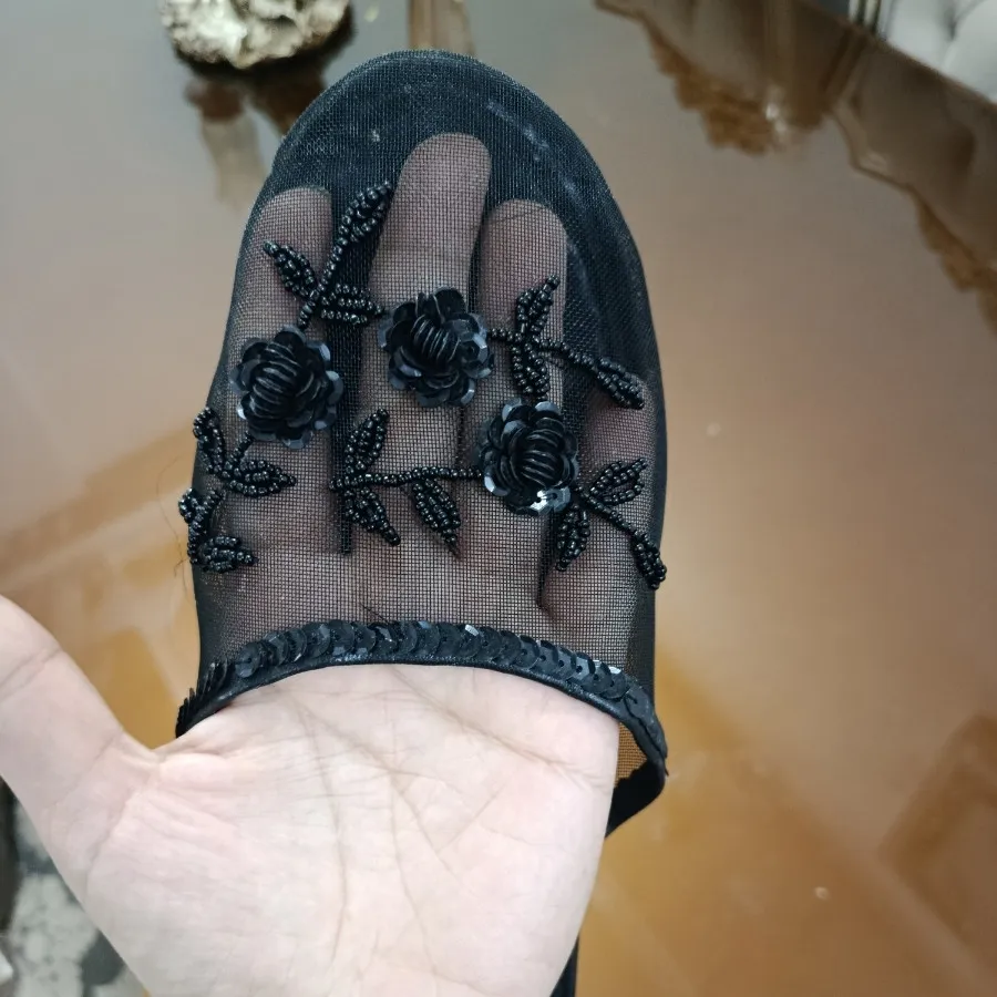 صندل های سنگ دوزی شده