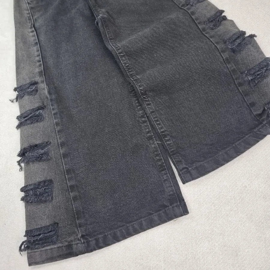 شلوار جین شافل بغل زاپدار