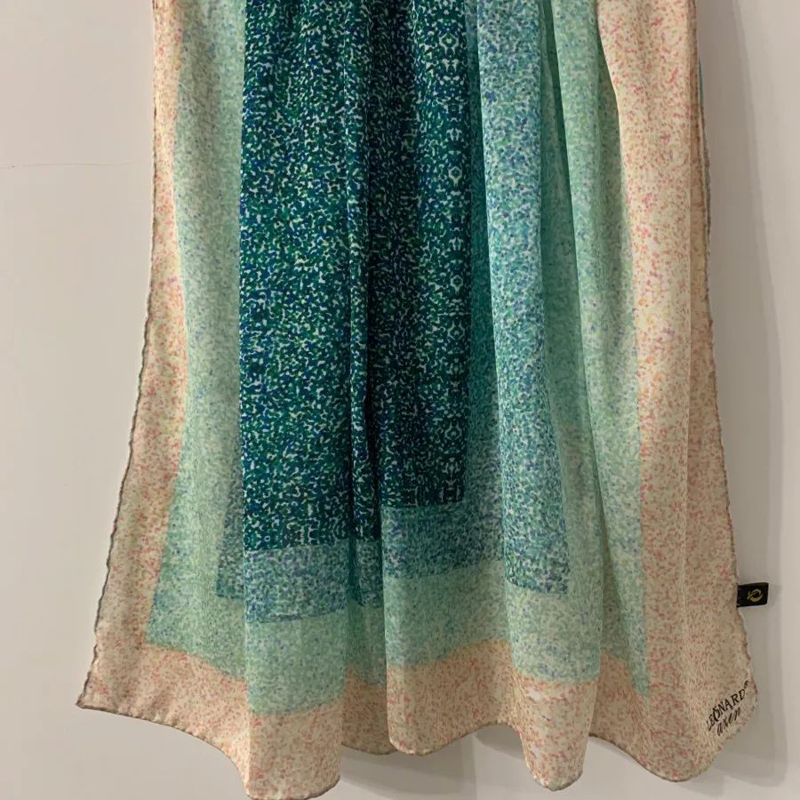 روسری ابریشمی