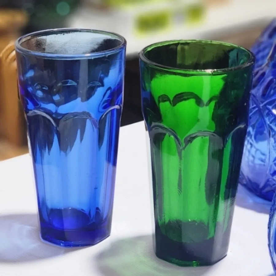 لیوان شربت خوری