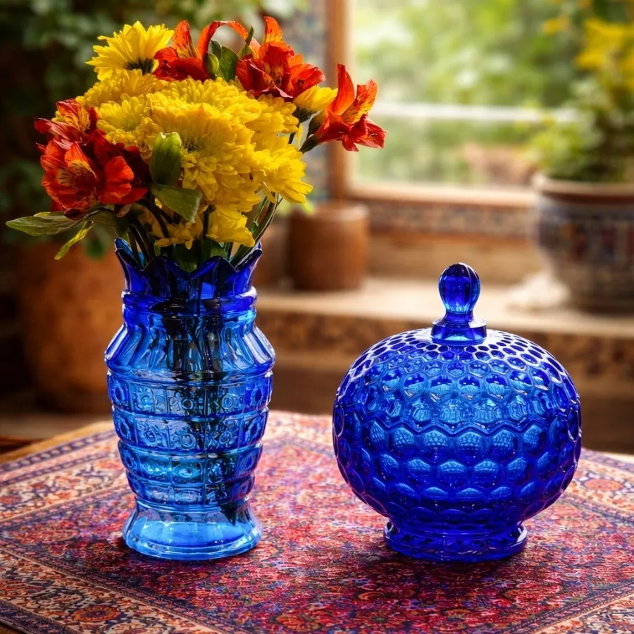 گلدون و شکلات خوری