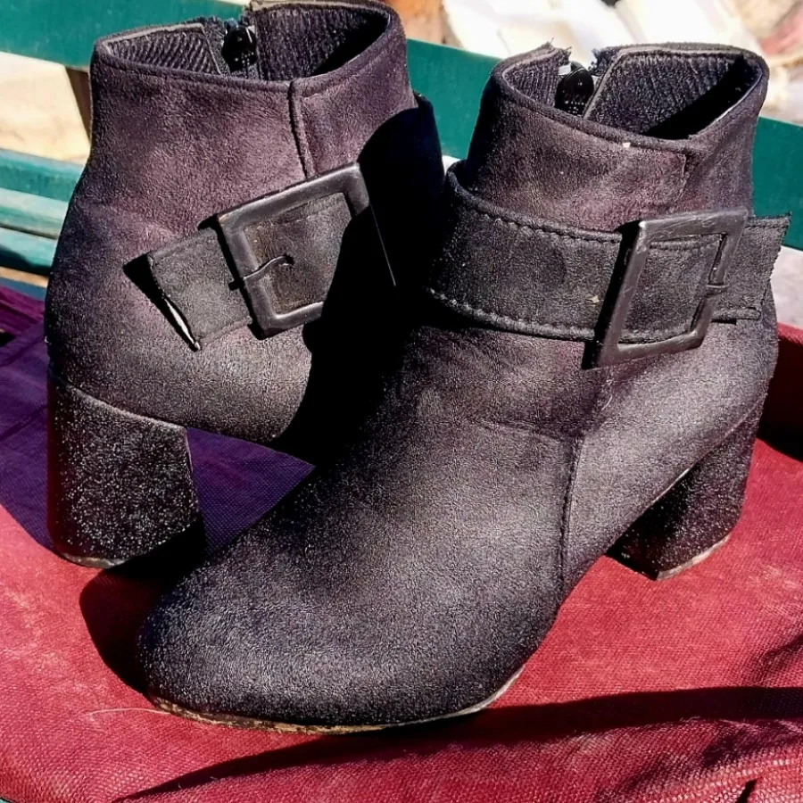 نیم بوت مشکی