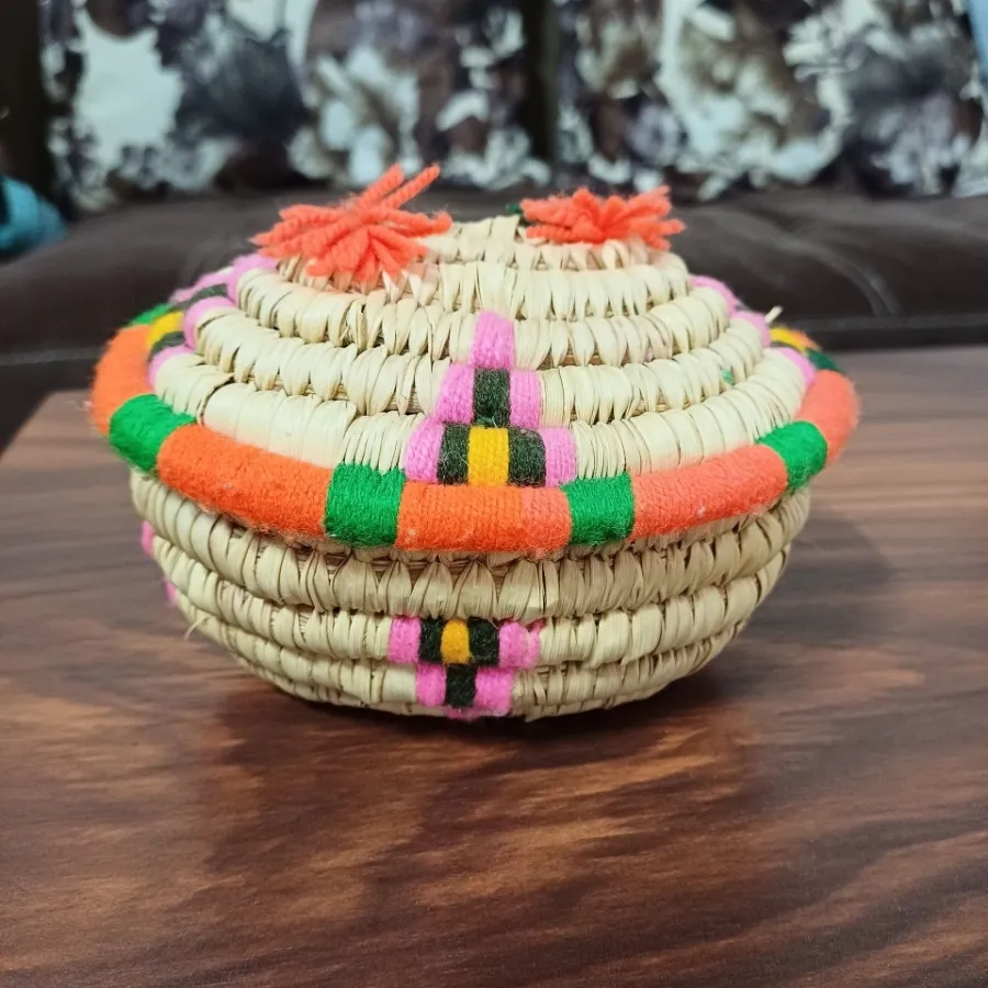 سبد حصیری دست دوز