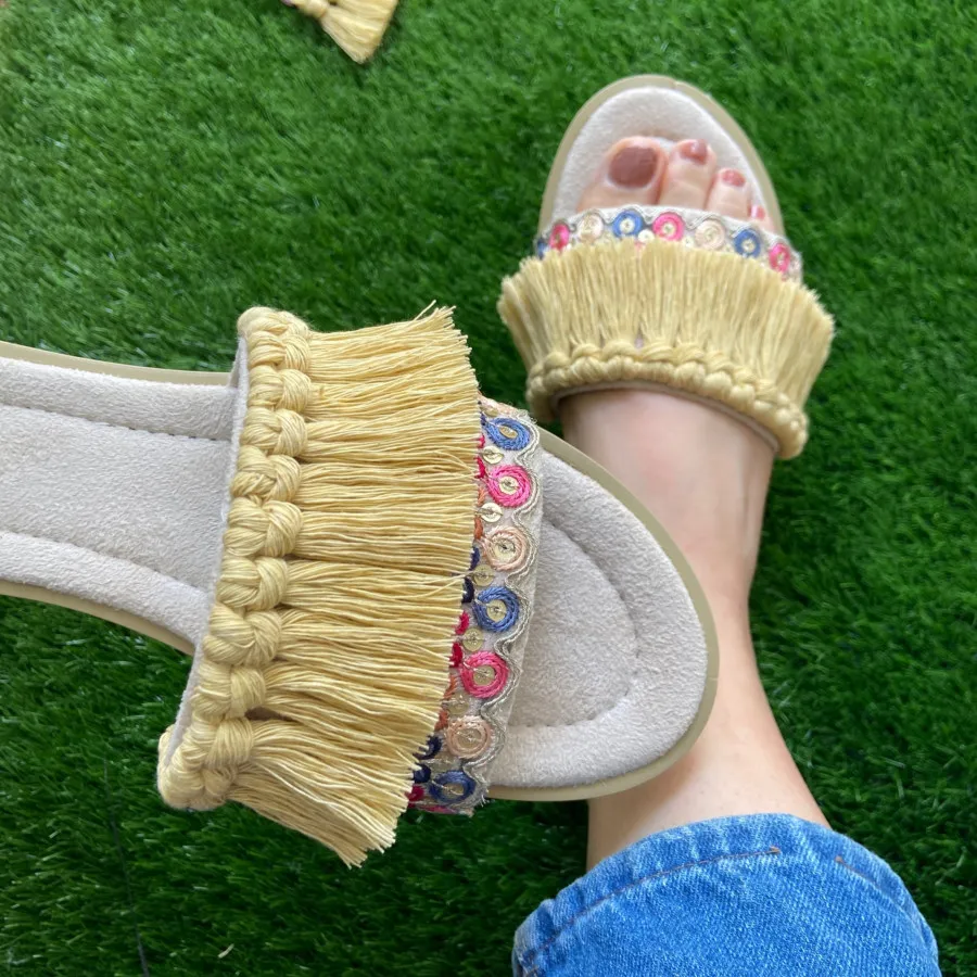 صندل مکرومه