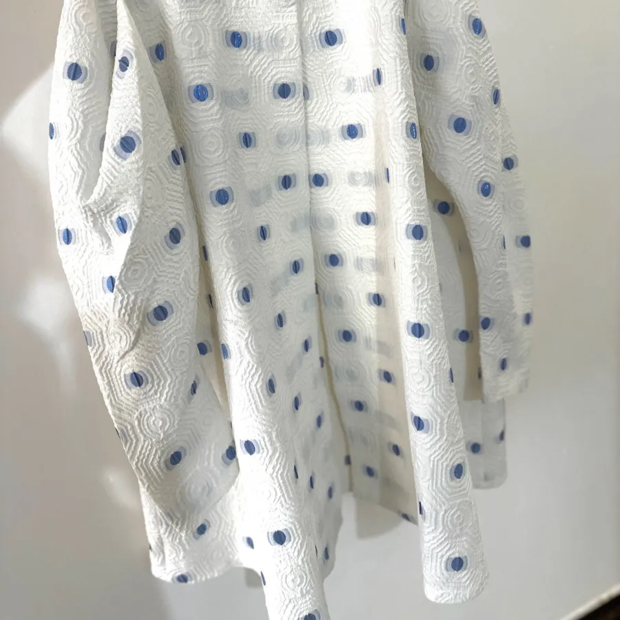 مانتو عروسکی