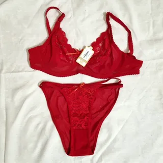 ست سوتین و شورت