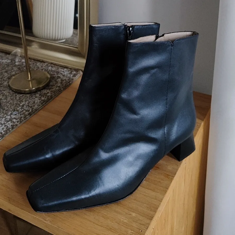 نیم بوت ایتالیایی اصل