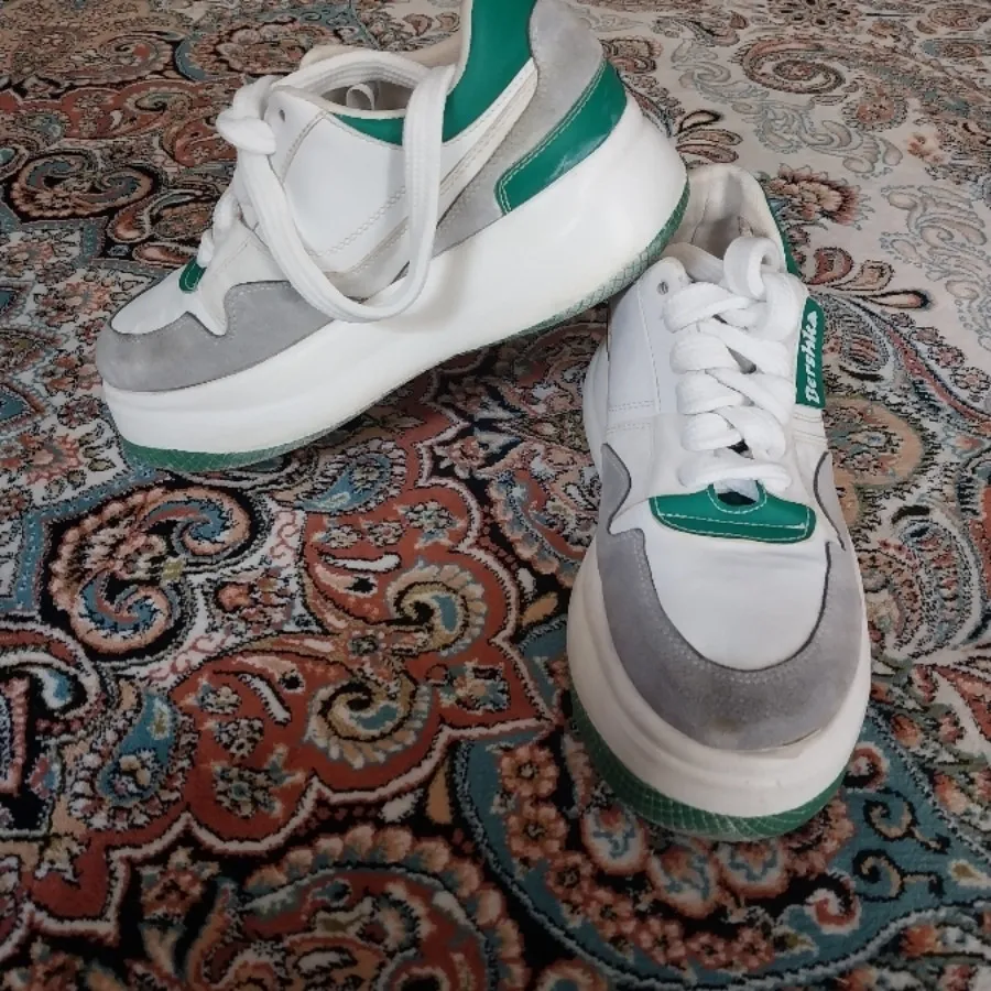 کفشBershka سبز وطوسی