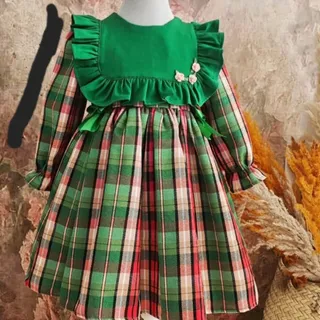 پیراهن بچگانه