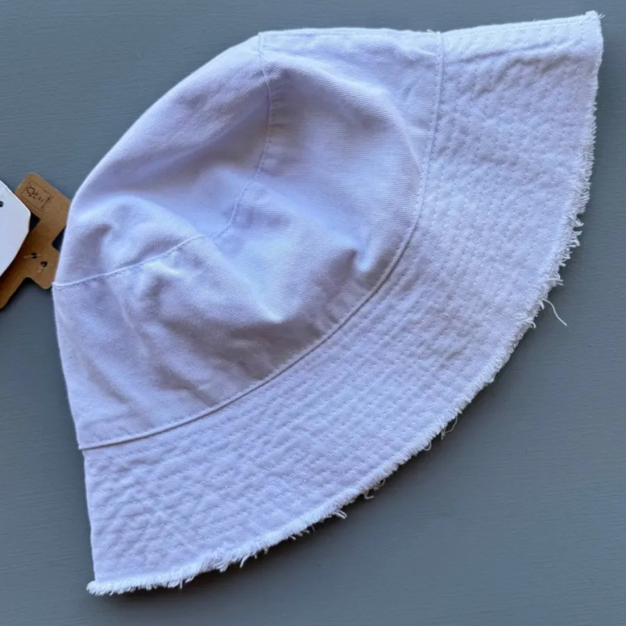 کلاه باگت برند i am