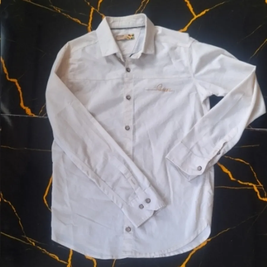 پیراهن سفید مردانه