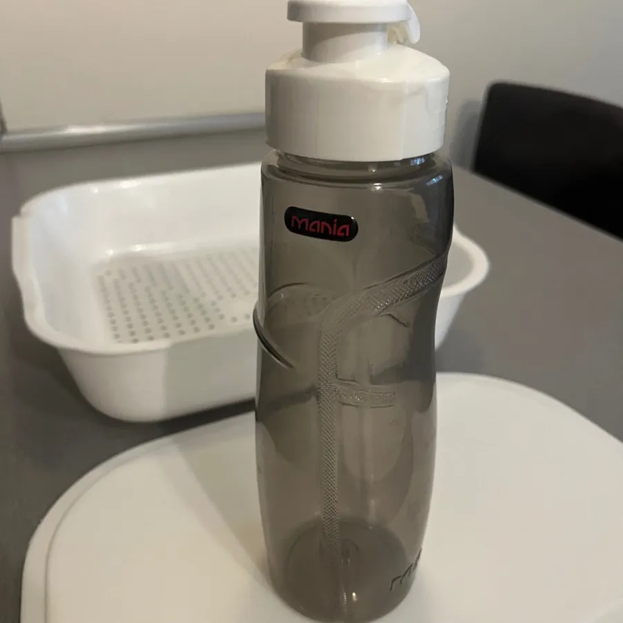 آبکش و ظروف پلاستیکی