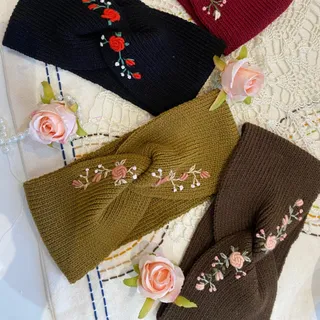 هندل بافت گلدوزی با دست