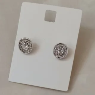 گوشواره جذاب و زیبا